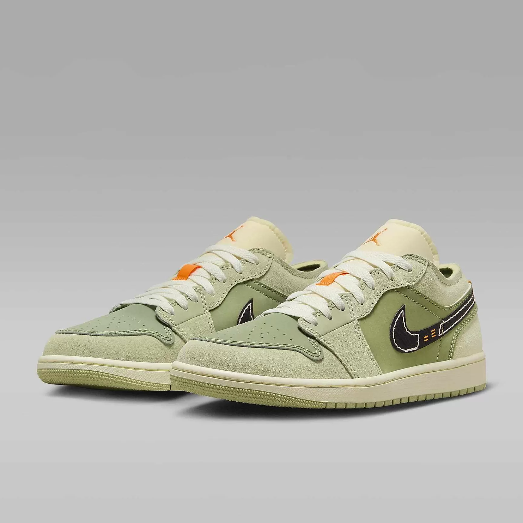 Lifestyle-Nike Lifestyle Air Jordan 1 Low Se Craft