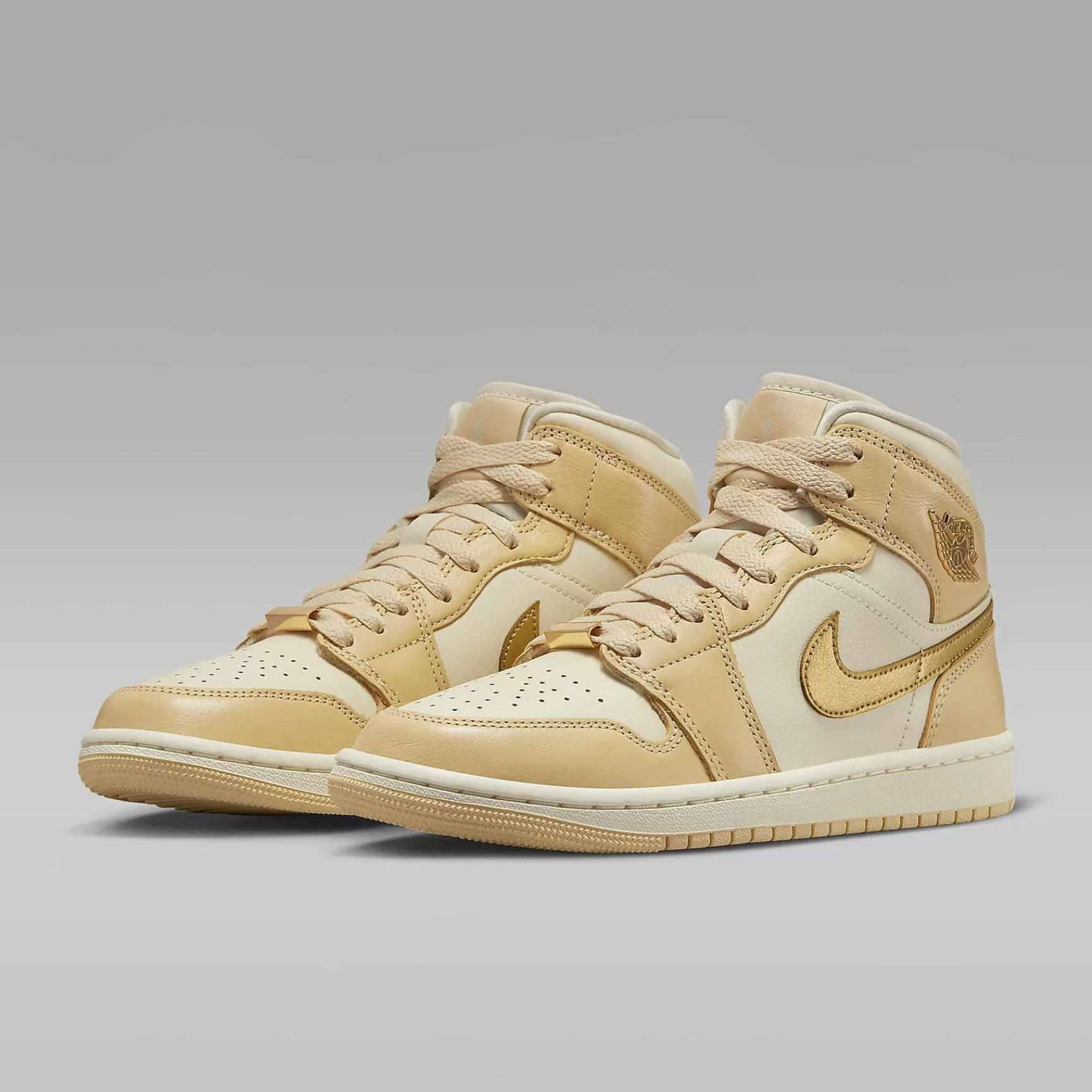 Lifestyle-Nike Lifestyle Air Jordan 1 Mid Se