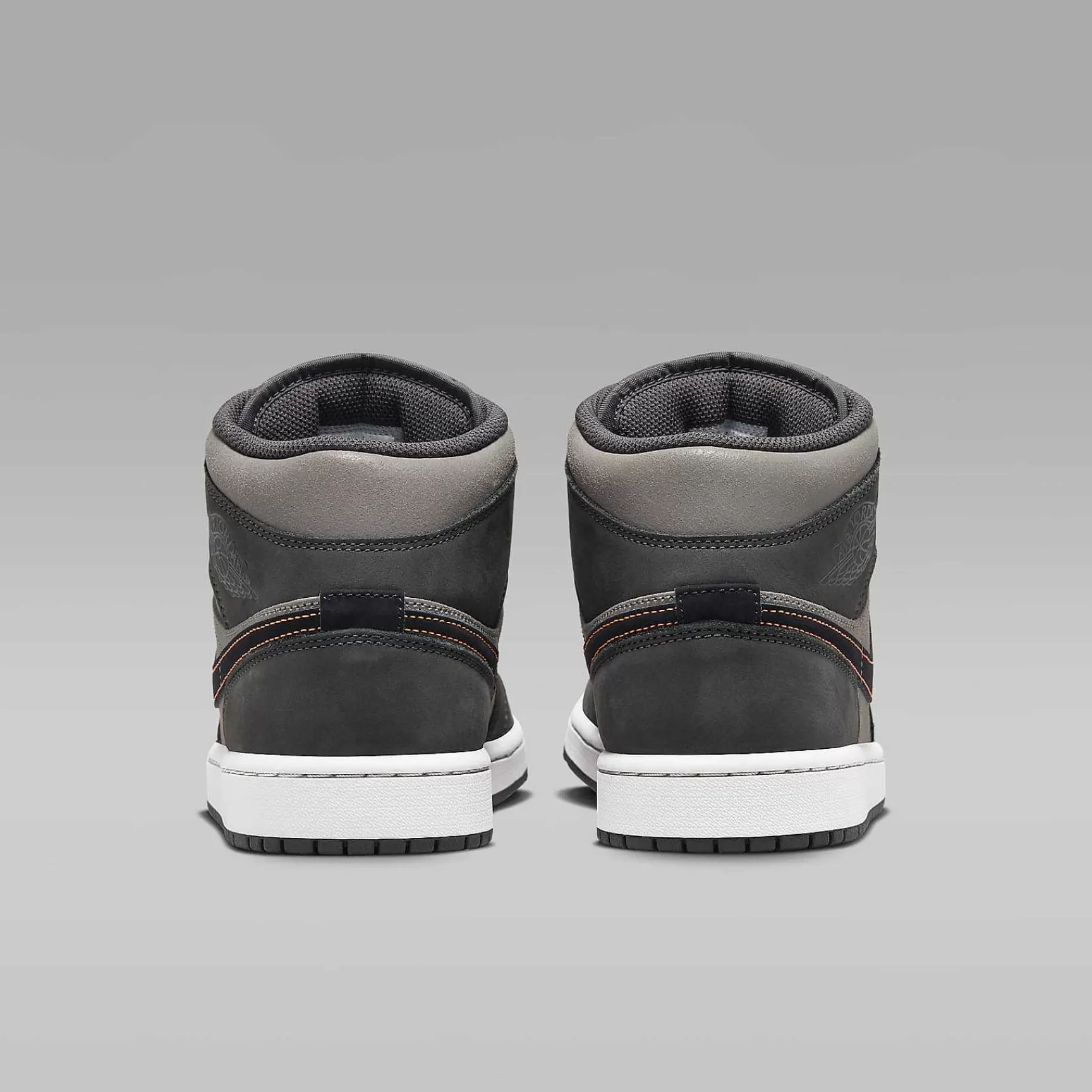 Lifestyle-Nike Lifestyle Air Jordan 1 Mid Se