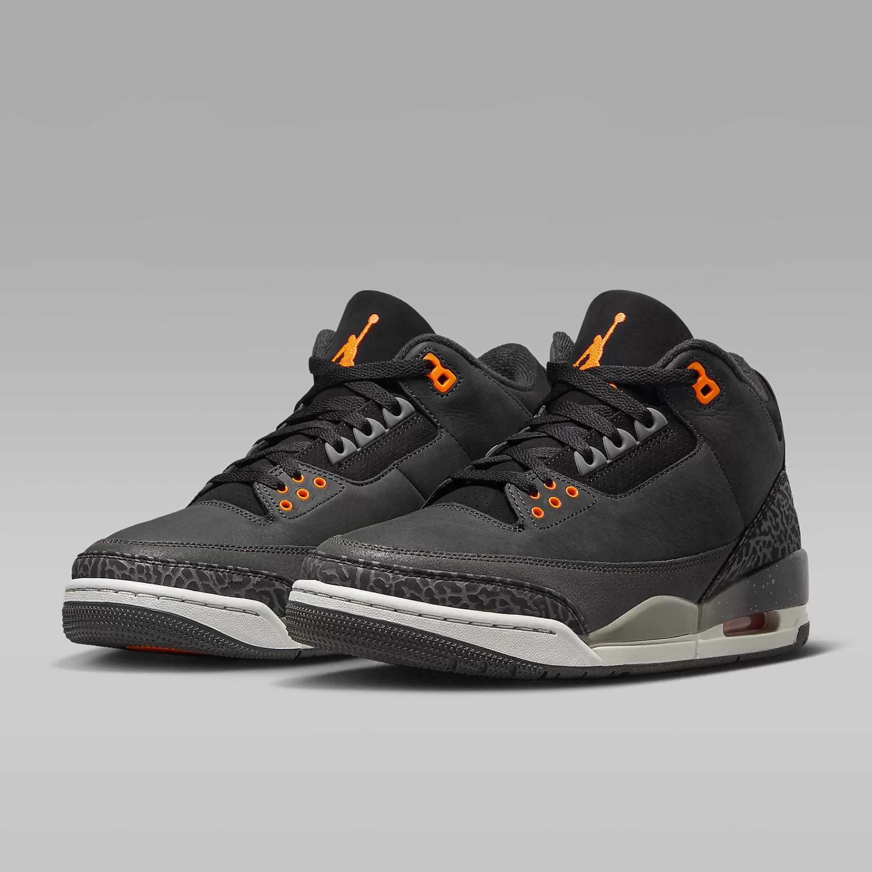 Lifestyle-Nike Lifestyle Air Jordan 3 "Fear"