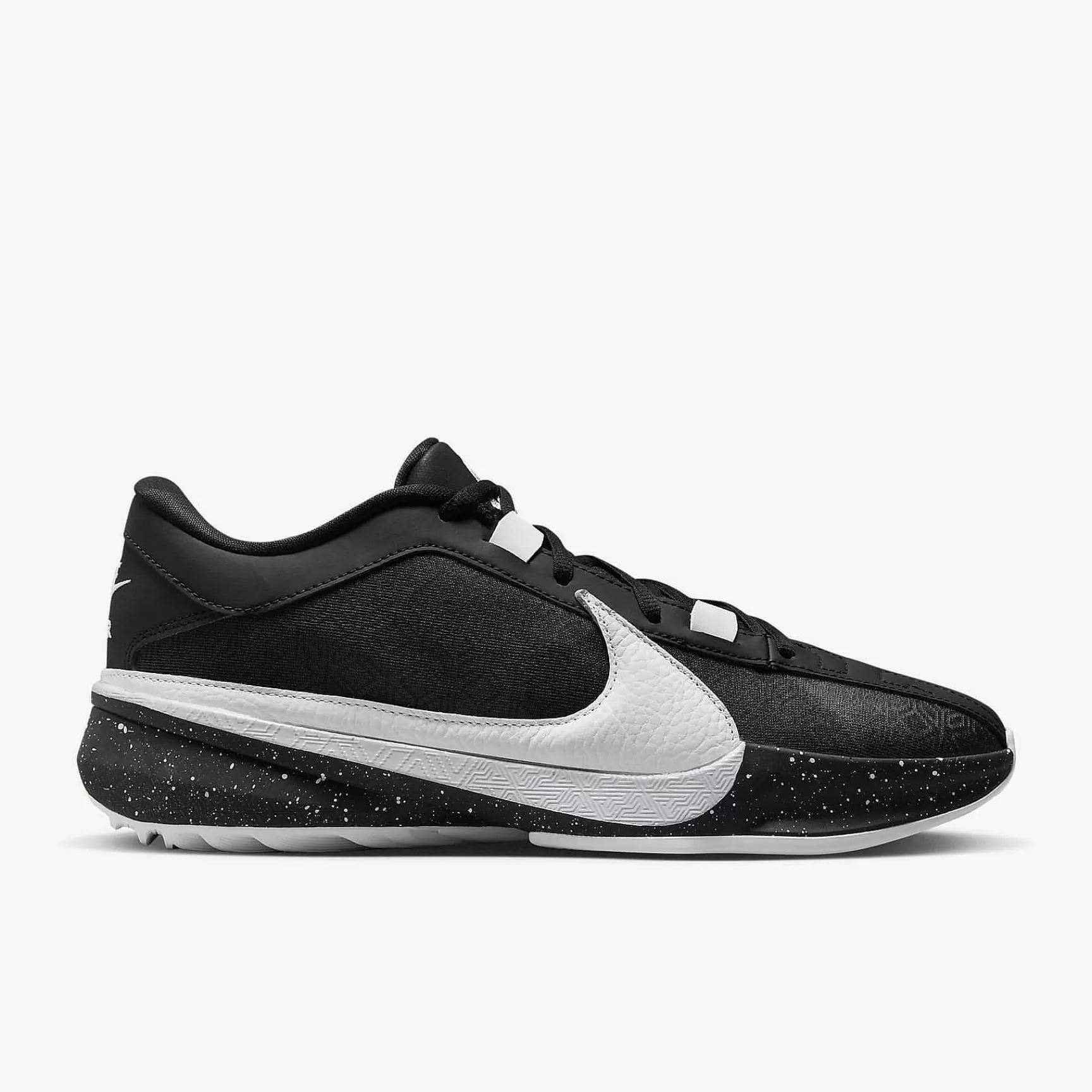 Basketball-Nike Basketball Freak 5