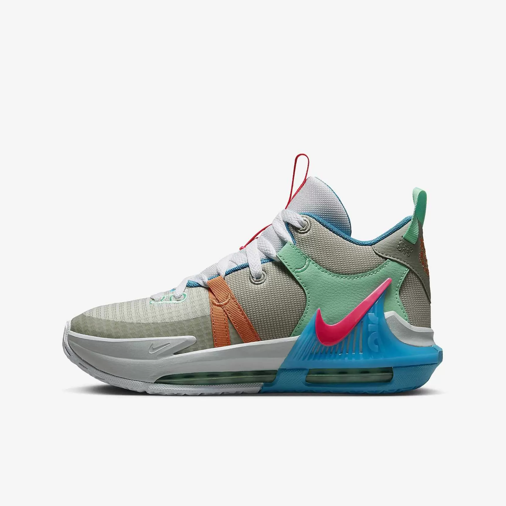 Basketball-Nike Basketball Lebron Witness 7