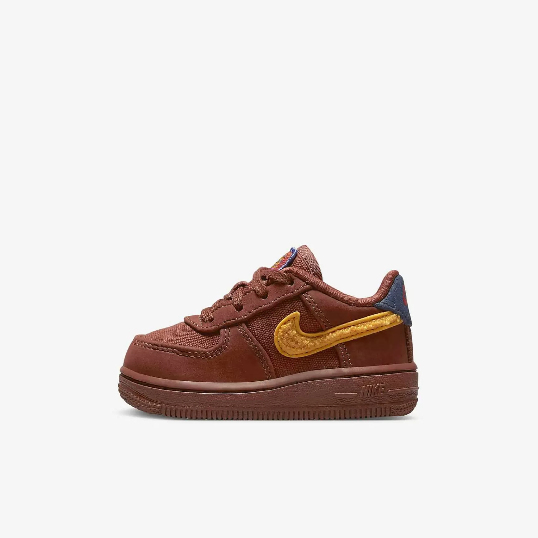 Air Force 1-Nike Air Force 1 Force 1 Low Somos Familia