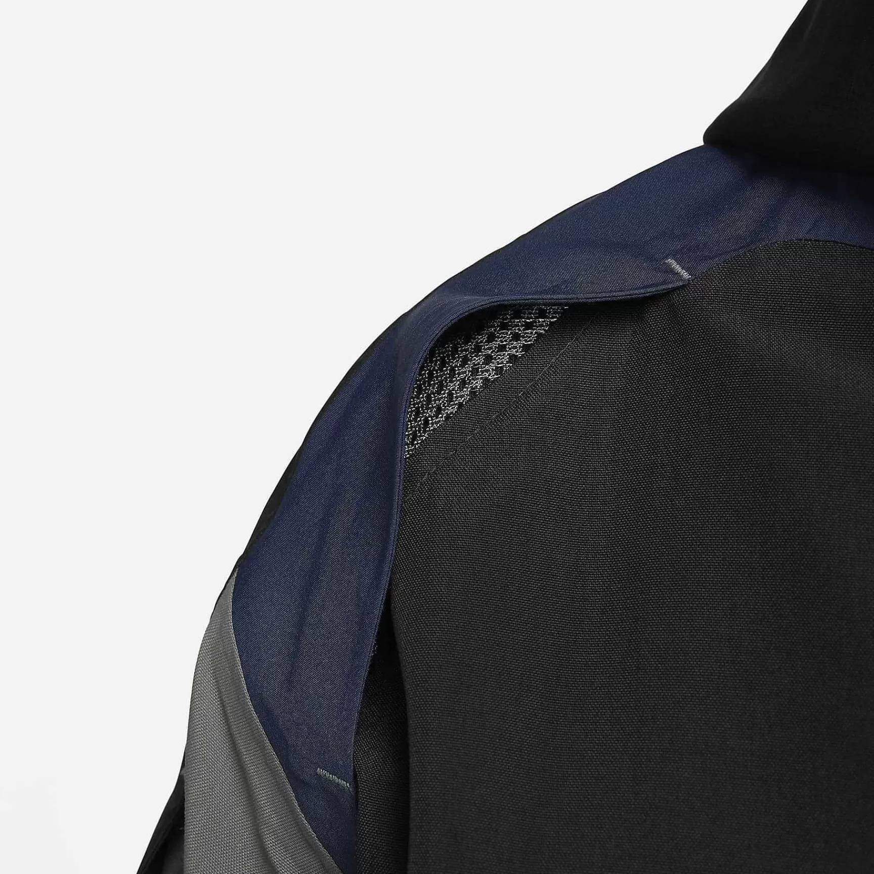 Outerwear & Jackets-Nike Outerwear & Jackets Ispa