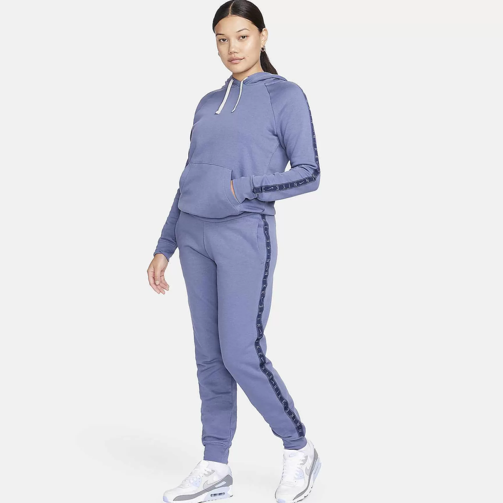 Hoodies & Sweatshirts-Nike Hoodies & Sweatshirts Sportswear Essential