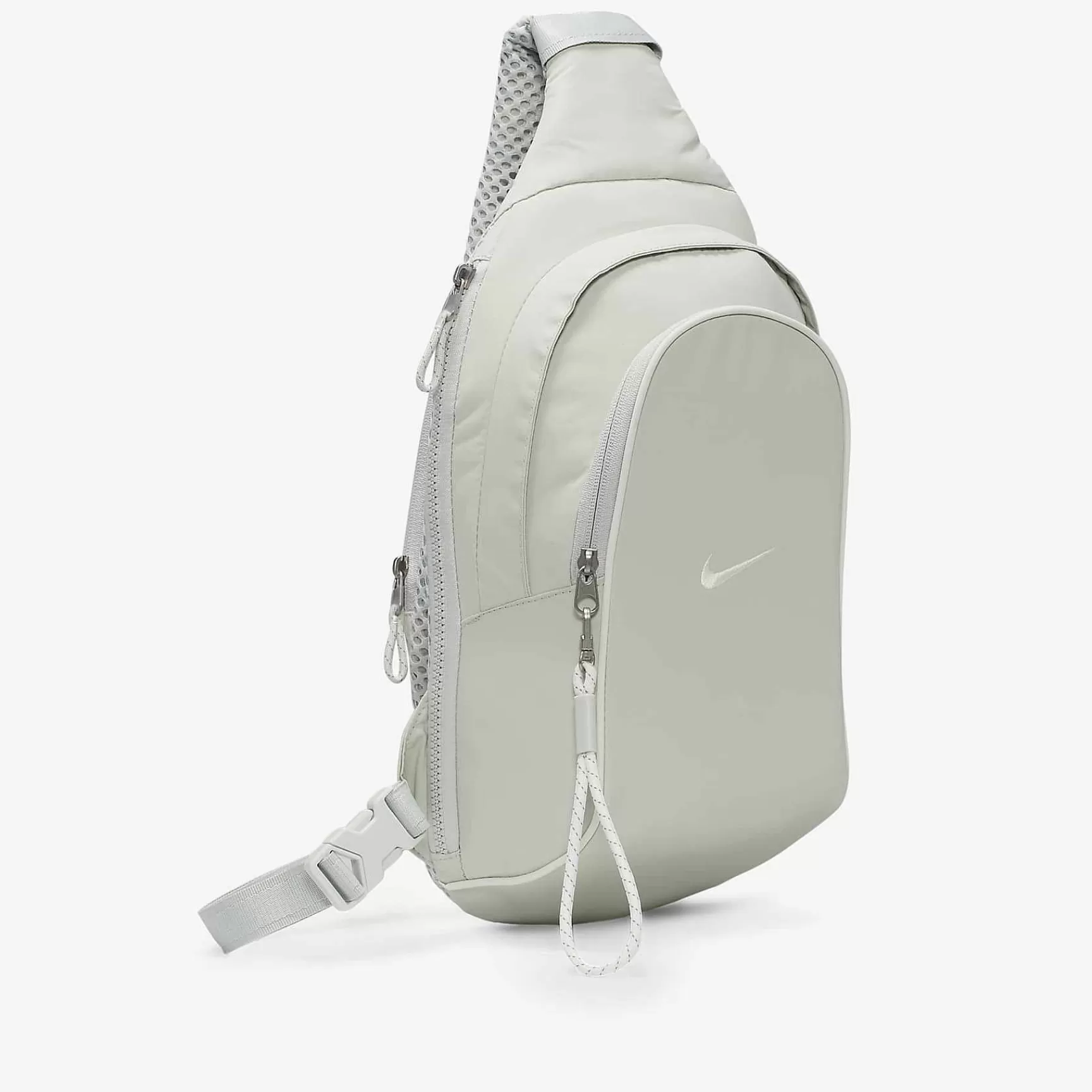 Nike Sportswear Essentials