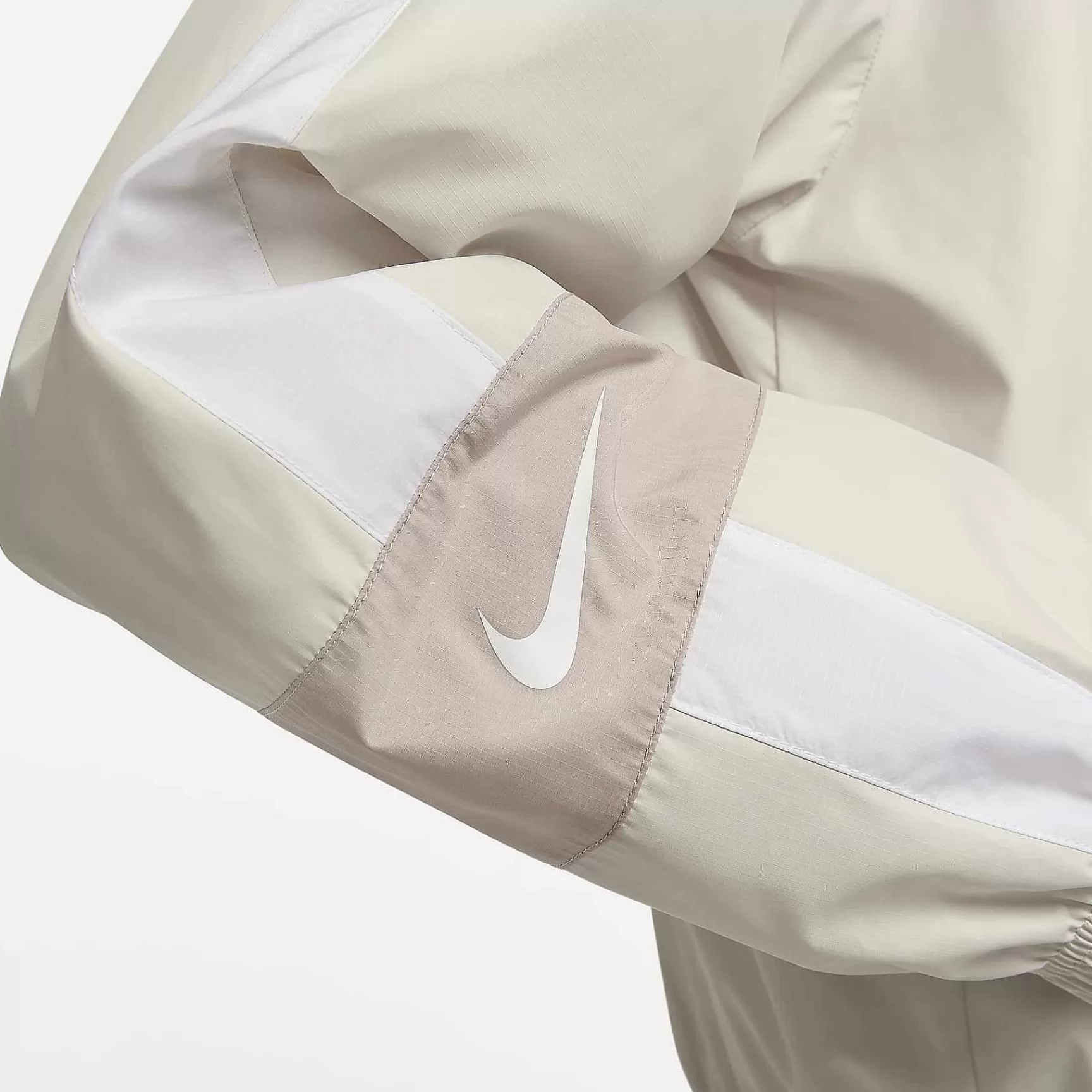 Outerwear & Jackets-Nike Outerwear & Jackets U.S. Essential